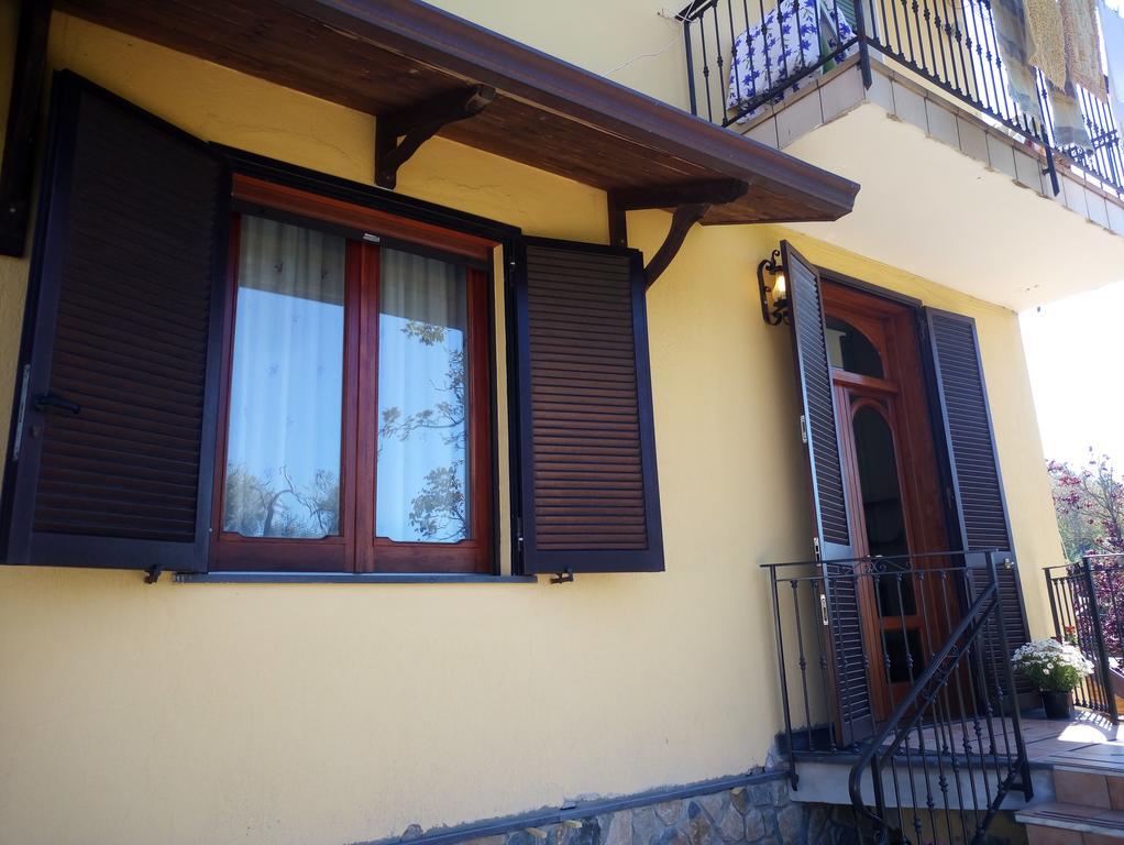 Villa Le Giare Ospitalita Diffusa Аджерола Екстериор снимка