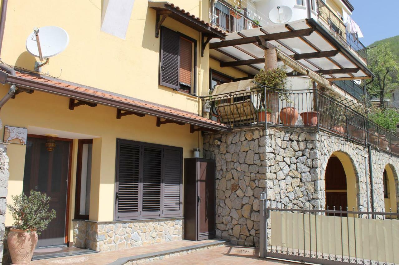 Villa Le Giare Ospitalita Diffusa Аджерола Екстериор снимка