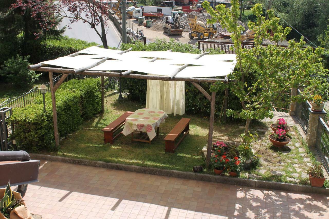Villa Le Giare Ospitalita Diffusa Аджерола Екстериор снимка